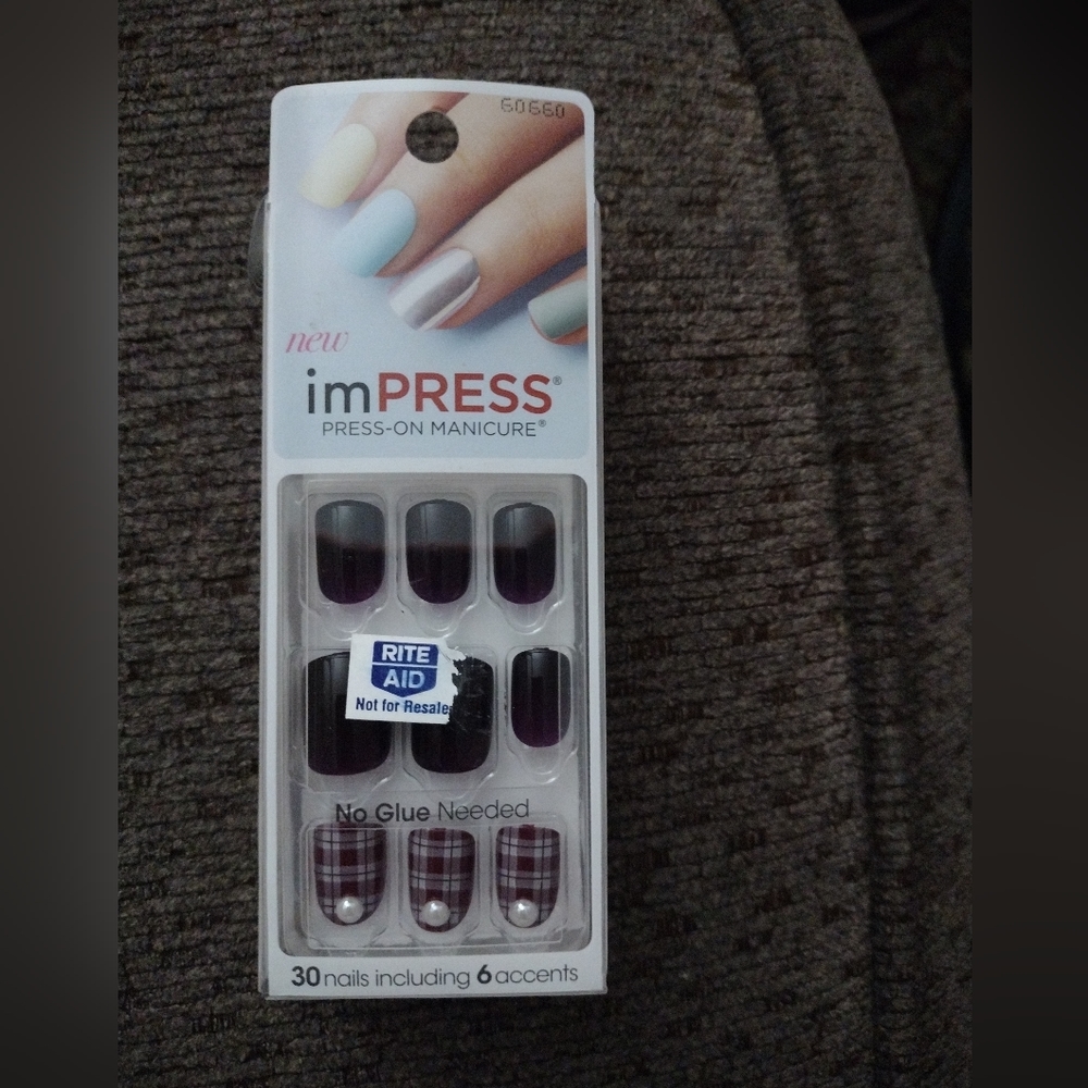 New impress nails
